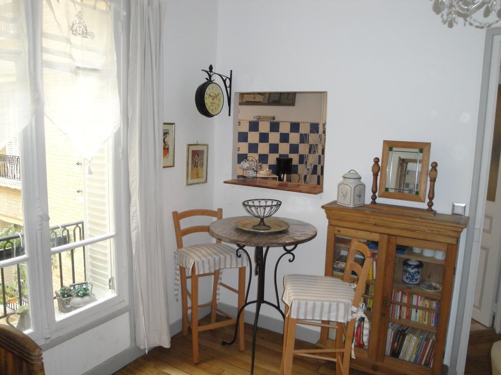 Almeria Garden Apartment Paris Quarto foto